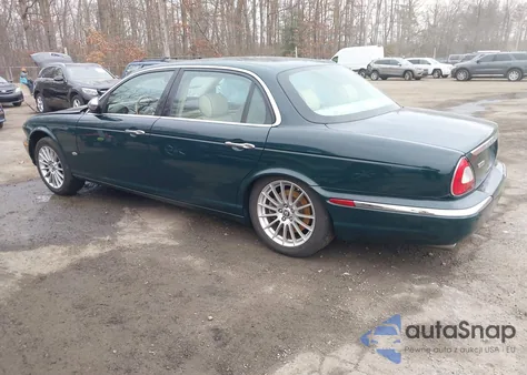 2007 Jaguar Xj Xj8 L из США, поврежденный, VIN SAJWA79B27SH17667